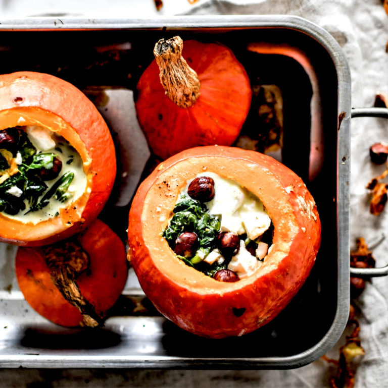Potimarron farci - épinards, feta et noisettes - day by day